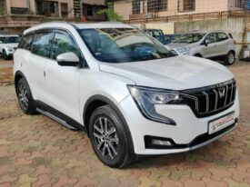 Mahindra XUV700 AX7 D 7 STR