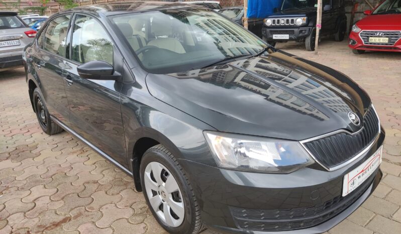 Skoda Rapid 1.6 MPI Active full