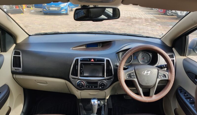 Hyundai i20 Sportz full