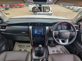 Toyota Fortuner 4×2