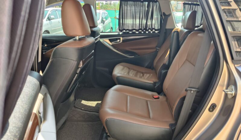 Toyota Innova Crysta 2.7 Z 7STR full