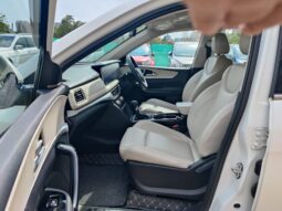 Mahindra XUV700 AX7 L P 7 STR full