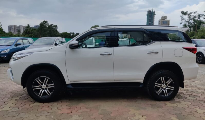 Toyota Fortuner 4×2 full