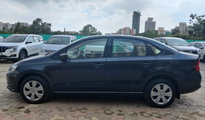 Skoda Rapid 1.6 MPI Active full