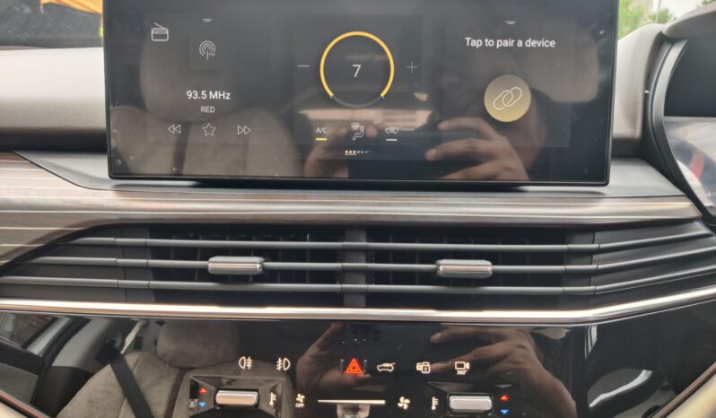 Tata Safari Accomplished Plus Dual Tone D full