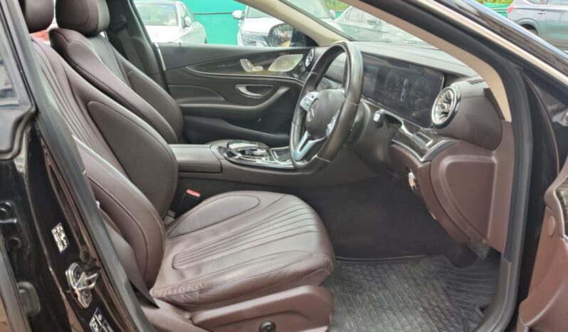 Mercedes CLS  300 D full