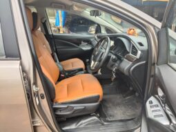 Toyota Innova Crysta 2.4 G 8STR full