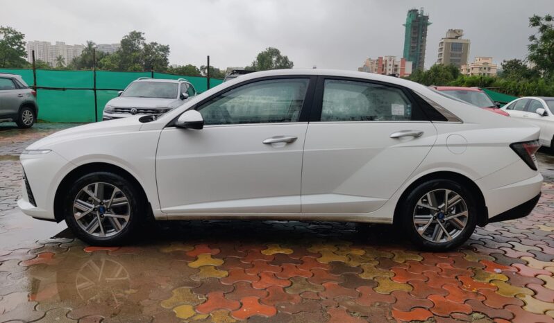 Hyundai Verna 1.6 MPI IVT SX(O) full