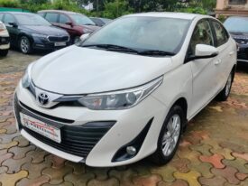 Toyota Yaris 1.5 VX CVT