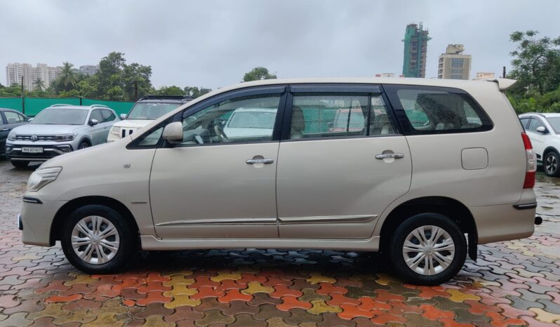 Toyota Innova 2.5 G 8STR full