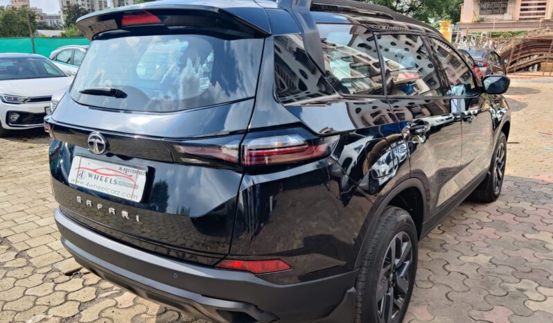 Tata Safari XZA+ 2.0 Dark Edition full