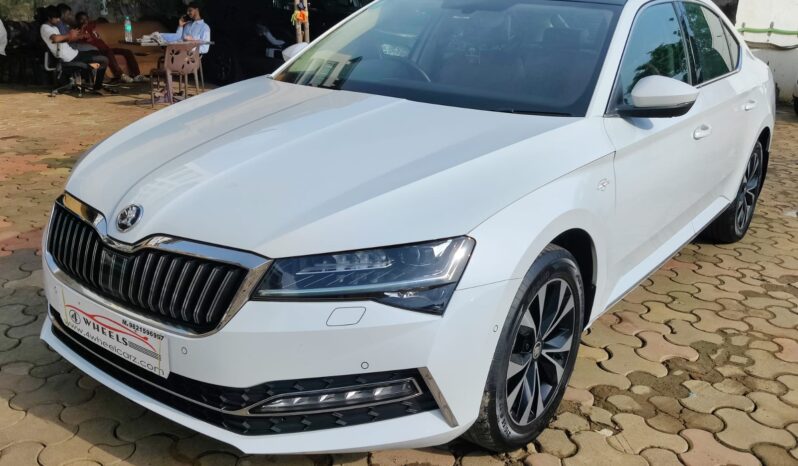 Skoda Superb L&K 2.0 TSI full