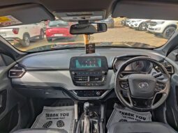 Tata Safari XZA+ 2.0 Dark Edition full