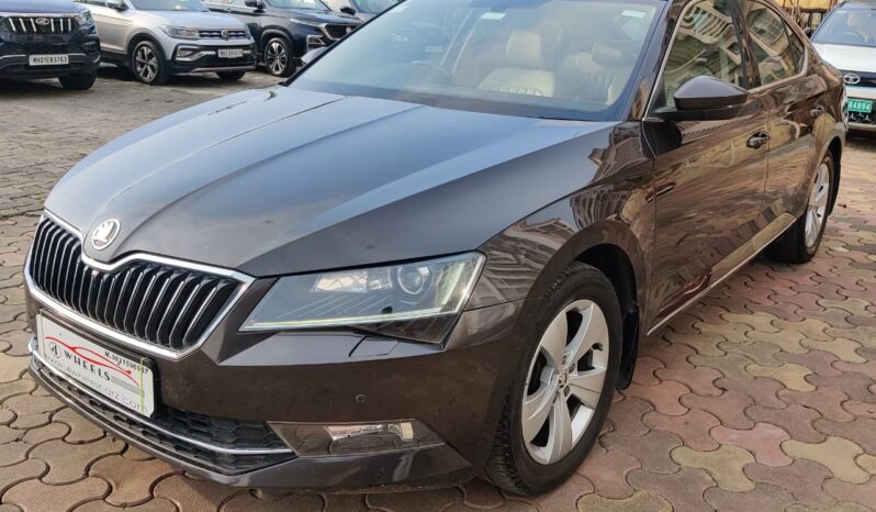 Skoda Superb 1.8 Style full