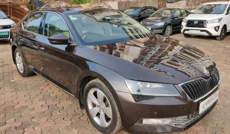 Skoda Superb 1.8 Style full