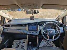 Toyota Innova Crysta 2.4 G full