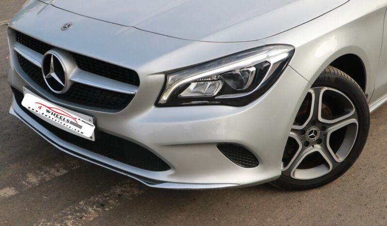 Mercedes CLA 200 CDI Sport full