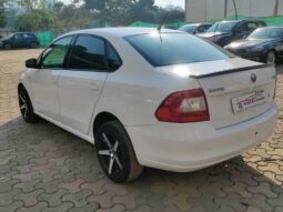 Skoda Rapid Elegance full