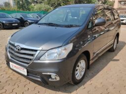 Toyota Innova 2.5 G 8STR full