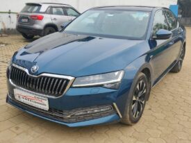 Skoda Superb L&K 2.0 TSI