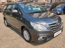 Toyota Innova 2.5 G 8STR full