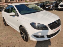 Skoda Rapid Elegance full