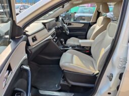 Mahindra XUV700 AX7 L D 7 STR AWD full