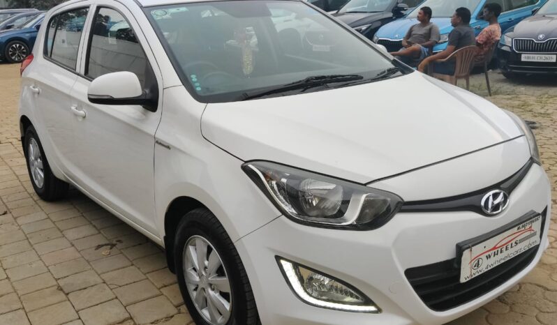 Hyundai i20 Sportz 1.4 full