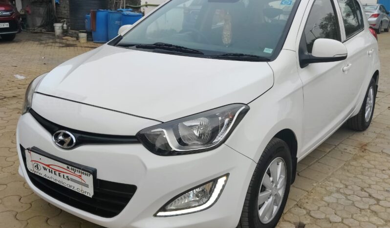 Hyundai i20 Sportz 1.4 full