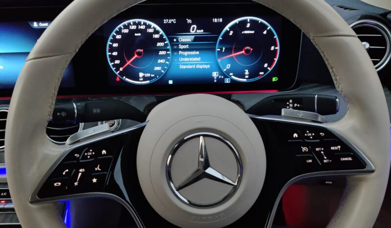 Mercedes E Class E350 CDI full