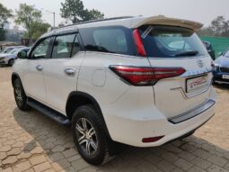 Toyota Fortuner 4×2 full