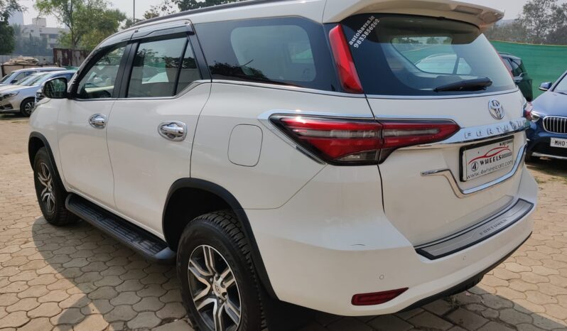 Toyota Fortuner 4×2 full