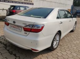 Toyota Camry 2.5 Hybrid full