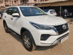 Toyota Fortuner 4×2 full