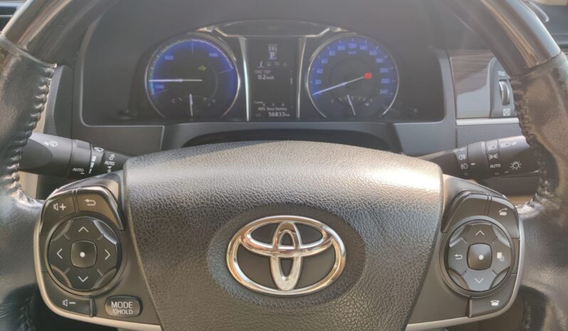 Toyota Camry 2.5 Hybrid full