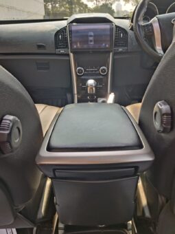 Mahindra XUV 500 W9 FWD full