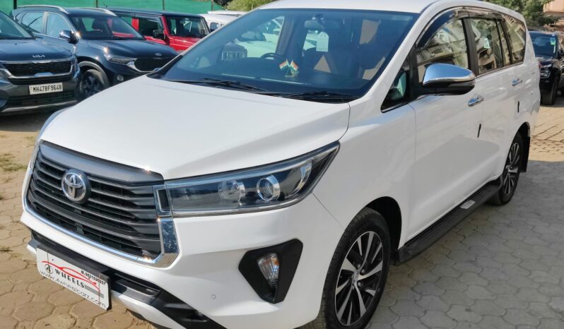 Toyota Innova Crysta Z full