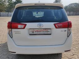 Toyota Innova Crysta 2.4 Z full