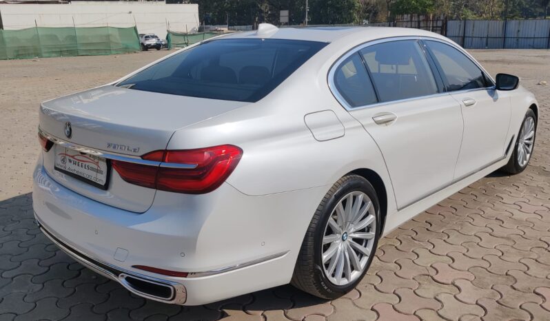 BMW 7 Series 730 LD Signature full